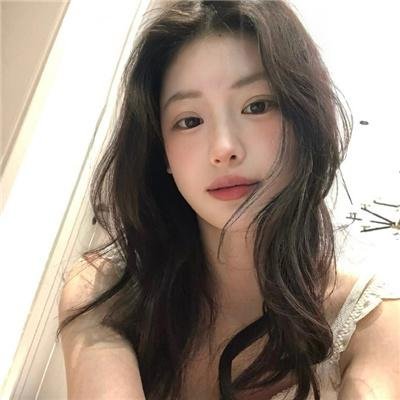 侬好，我的东北女友